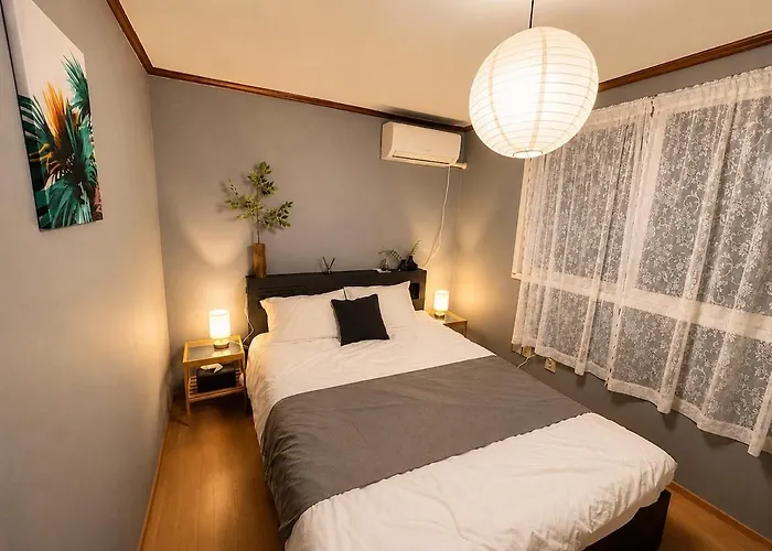 10 Minutes From Hongik Station, 5 Minutes From Yonsei Appartement *